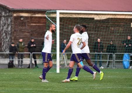 Fußball, AOK-Landespokal, VSG Altglienicke - Tennis Borussia Fussball, Herren, Saison 2018 2019, Halbfinale im Berliner AOK-Landespokal, VSG Altglenicke - Tennis Borussia, v. l. Enes Aydin (TeBe, Tennis Borussia), Nils Göwecke (TeBe, Tennis Borussia), Bekai Jagne (TeBe, Tennis Borussia), Jubel nach Tor zum 1:2, 09.04. 2019, Copyright: xMatthiasxKochx