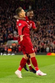 Liverpool, England, 09.04.2019, UEFA Champions League - 2018 19 Season, Round of 8, Viertelfinale Liverpool FC vs. FC Port, Tor zum 1:0, Torschuetze Sadio Mane (LFC) jubelt mit Roberto Firmino (LFC) ( DeFodi053