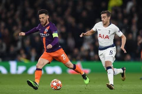 Tottenham Hotspur v Manchester City UEFA Champions League David Silva of Manchester City and Harry Winks of Tottenham Hotspur during the UEFA Champions League match at the Tottenham Hotspur Stadium, London Content Not Available For UK Newspapers Copyright: xMartynxHaworthx FIL-13108-0028
