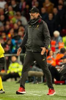 Liverpool, England, 09.04.2019, UEFA Champions League - 2018 19 Season, Round of 8, Viertelfinale Liverpool FC vs. FC Port, Trainer Juergen Klopp (LFC) gestikuliert, gestik ( DeFodi053
