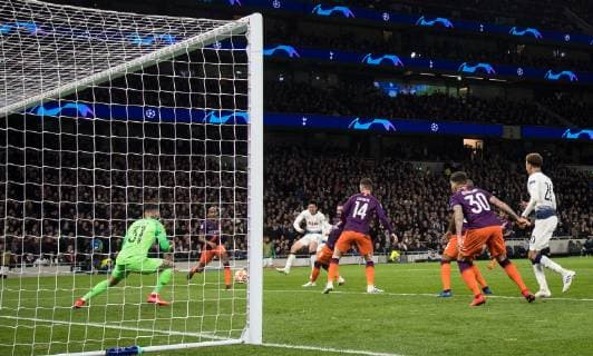 Son Heung-Min of Spurs scores the winning goal during the UEFA Champions League 1st leg match between Tottenham Hotspur and Manchester City at Tottenham Hotspur Stadium, London, England on 9 April 2019. Copyright: xAndyxRowlandx PMI-2743-0007