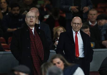 Avram Glazer (L) and his brother Joel (R) during the UEFA Champions League match at Old Trafford, Manchester. Picture date: 10th April 2019. Picture credit should read: Darren Staples Sportimage EDITORIAL USE ONLY. No use with unauthorised audio, video, data, fixture lists, club league logos or live services. Online in-match use limited to 120 images, no video emulation. No use in betting, games or single club league player publications. SPI-0026-0017