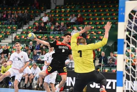 13.04.2019 xkhx Halle, Gerry-Weber-Stadion U21 U 21 Nationalmannschaft des Deutschen Handballbundes U21-Länderspiel Deutschland gegen Tschechien Eloy Morante Maldonado (GER) Marek Stefanek (Tschechien)