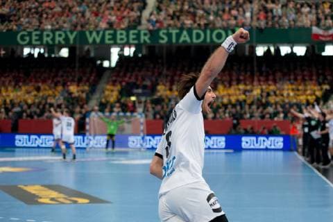 Halle (Westf.), Deutschland 13.04.2019: DHB Qualifikationsspiel - 2018 2019 - Deutschland vs. Polen Uwe Gensheimer (Deutschland) Halle (Westf.) Nordrhein-Westfalen Deutschland Gerry-Weber-Stadion