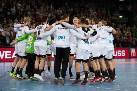 Halle (Westf.), Deutschland 13.04.2019: DHB Qualifikationsspiel - 2018 2019 - Deutschland vs. Polen Schlussjubel (Deutschland) Halle (Westf.) Nordrhein-Westfalen Deutschland Gerry-Weber-Stadion