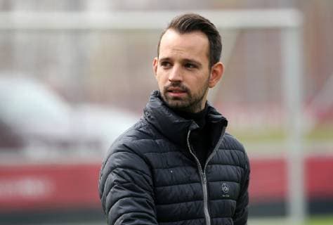 13.04.2019 - Fussball - Saison 2018 2019 - Regionalliga Bayern - 29. Spieltag: 1. FC Nürnberg Nuernberg FCN II U21 U 21 ( Club ) - SpVgg Bayreuth - DaMa - Fabian Adelmann (Trainer 1. FC Nürnberg FCN II ) nachdenklich