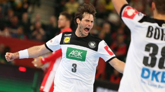 Uwe Gensheimer (Deutschland) beim EM Qualifikationsspiel Deutschland gegen Polen der Männer am 13.04.19 im Gerry Weber Stadion in Halle Westfalen Handball - EM-Qualifikation - Deutschland - Polen