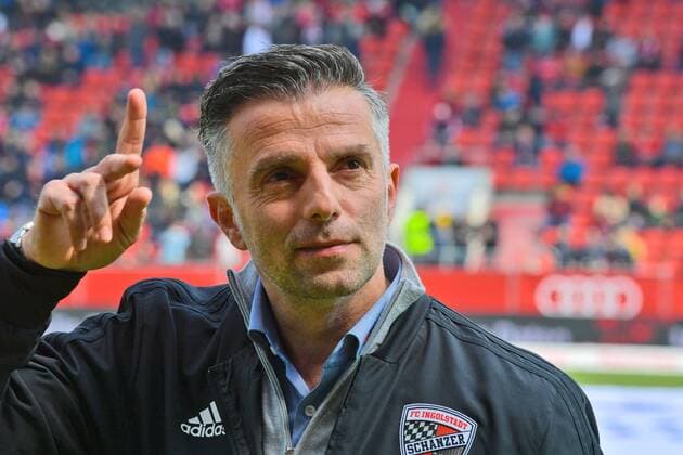 Cheftrainer Tomas Oral (FC Ingolstadt 04) beim Spiel FC Ingolstadt 04 gegen Holstein Kiel am 14.04.2019, DFL regulations prohibit any use of photographs as image sequences and or quasi-video. GER, Fussball, 2. Bundesliga, Spieltag 29, FC Ingolstadt 04 gegen Holstein Kiel, 14.04.2019, Audi Sportpark Ingolstadt Copyright: xStrischx Eibner-Pressefotox EP_osh