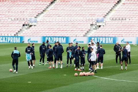 April 15, 2019 - Barcelona, BARCELONA, Spain - Manchester United ManU team during the training session before the second leg Champions League match of Quarter final between FC Barcelona Barca and Manchester United in Camp Nou Stadium in Barcelona 15 of April of 2019, Spain. FOOTBALL - CHAMPIONS LEAGUE - MANCHESTER UNITED - TRAINING - ZUMAa181 20190415_zaa_a181_218 Copyright: xAFP7x
