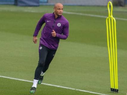 Manchester City Training Vincent Kompany during Manchester City training at the Etihad Campus, Manchester Content Not Available For UK Newspapers Copyright: xStevexMcCormickx FIL-13122-0005