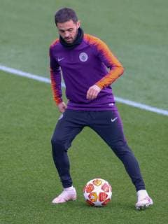 Manchester City Training Ä°lkay Gundogan during Manchester City training at the Etihad Campus, Manchester Content Not Available For UK Newspapers Copyright: xStevexMcCormickx FIL-13122-0011