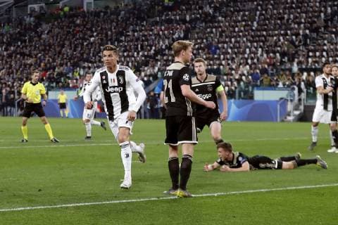 TORINO, Football,16-04-2019, Allianz Stadium . Champions League quarter finals second leg Juventus - Ajax. Juventus player Cristiano Ronaldo (L) celebrating his 1-0 during the game Juventus - Ajax . Juventus - Ajax  x3199802x