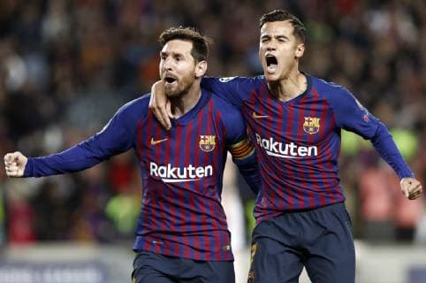 Barcelona s Lionel Messi (L) celebrates with his teammate Phillippe Couthinho after scoring a goal during the UEFA Champions League quarter-final second leg match between Barcelona FC and Manchester United ManU at the Camp Nou stadium, in Barcelona, Spain, 16 April 2019. Barcelons FC vs. Manchester United !ACHTUNG: NUR REDAKTIONELLE NUTZUNG!  Copyright: xAndreuxDalmaux GRAF2601 20190416-636910487146068469