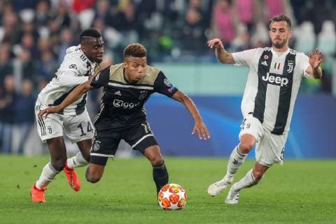 Champions League 2018 2019 Juventus v AFC Ajax 16-04-2019: Voetbal: Juventus v Ajax: Turijn Champions League 2018-2019 Blaise Matuidi of Juventus, David Neres of Ajax, Miralem Pjanic of Juventus