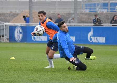 17.04.2019, Fussball GER, 1. Bundesliga Saison 2018 2019, Training FC Schalke 04, v.li., Amine Harit (Schalke 04), Suat Serdar (FC Schalke 04)