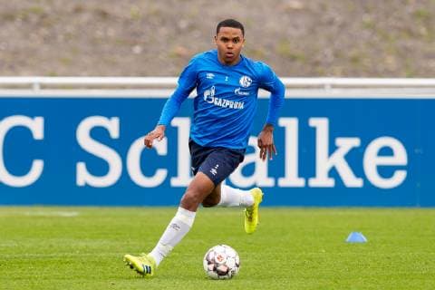 Gelsenkirchen, Germany 17.04.2019, Training FC Schalke 04, Weston McKennie (S04) in aktion ( DeFodi053
