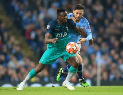 17th April 2019, Etihad Stadium, Manchester, England; UEFA Champions League football, quarter final 2nd leg, Manchester City versus Tottenham Hotspur; Moussa Sissoko of Tottenham Hotspur and David Silva of Manchester City compete for the ball  ActionPlus12124991 DavidxBlunsden