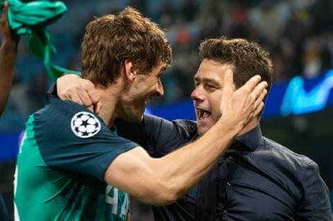 Manchester City v Tottenham Hotspur UEFA Champions League Fernando Llorente of Tottenham Hotspur and Tottenham Hotspur manager Mauricio Pochettino celebrate following the second leg of the UEFA Champions League quarter-final match at the Etihad Stadium, Manchester Content Not Available For UK Newspapers Copyright: xMattxWilkinsonx FIL-13126-0088