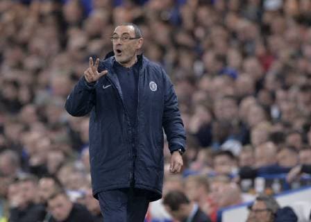 London, United Kingdom, 18.04.2019, UEFA Europa League - 2018 19 Season, Viertelfinale, 2. Runde, FC Chelsea - Slavia Prag, head coach Maurizio Sarri (Chelsea) gestures ( DeFodi056