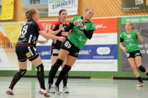 Dionne Visser (SG 09 Kirchhof 69) SG H2Ku Herrenberg, Handball, Ligaspiel, 20.04.2019, Foto:TBaur Eibner SG H2Ku Herrenberg Kuties vs. SG 09 Kirchhof Herrenberg Copyright: xEIBNER TobiasxBaurx EP_TBR