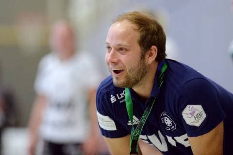 Niels Boetel (Trainer VfL Oldenburg) freut sich ,GER, HSG Bad Wildungen Vipers - VfL Oldenburg, Handball, 1. Bundesliga Frauen, 20.04.2019, GER, HSG Bad Wildungen Vipers - VfL Oldenburg, Handball, 1. Liga Frauen, 20.04.2019 Bad Wildungen Copyright: xEIBNER RolandxSippelx EP_RSL
