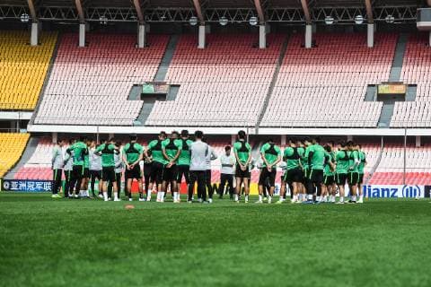 Players of China s Beijing Sinobo Guoan take part in a training session before the group G match against Thailand s Buriram United during the 2019 AFC Champions League in Beijing, China, 23 April 2019. Beijing Sinobo Guoan gears up for 2019 AFC group G match  20190423_304007
