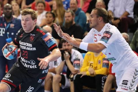 SG Flensburg-Handewitt vs Telekom Veszprem HC, Handball, EHF Champions League Viertelfinale, 24.04.19 Magnus Joendal (SG Flensburg-Handewitt, 18) gegen Kent Robin Toennesen (Telekom Veszprem HC, 15)