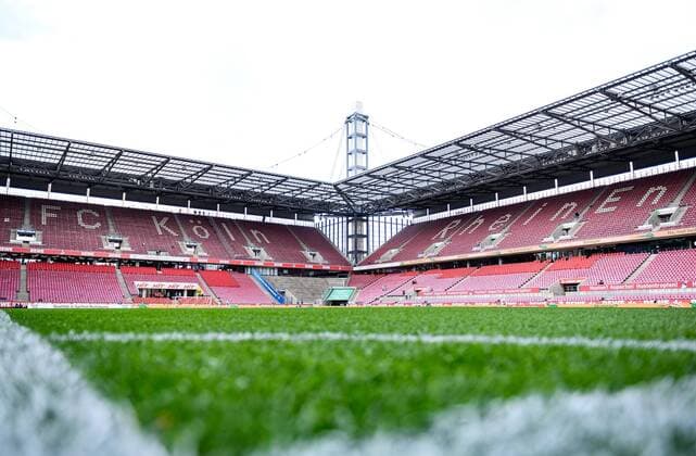 26.04.2019, xfux, Fussball 2.Bundesliga, 1.FC Koeln - SV Darmstadt 98, emonline, emspor, v.l. Ansicht Uebersicht Rheinenergiestadion Arena Innenraum Rasen Feld Spielfeld (DFL DFB REGULATIONS PROHIBIT ANY USE OF PHOTOGRAPHS as IMAGE SEQUENCES and or QUASI-VIDEO) Koeln