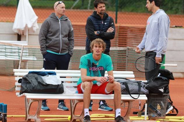Alexander Zverev und sein Trainer Marcelo Mello (re.) und Co beim Training Tennis BMW Open 2019 27.04.2019
