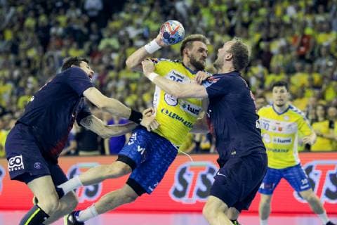 Kielce, 27.04.2019 PILKA RECZNA MEZCZYZN LIGA MISTRZOW MECZ PGE VIVE KIELCE - PARIS SAINT GERMAIN HANDBALL MAN , CHAMPIONS LEAUGUE , PGE VIVE KIELCE - PARIS SAINT GERMAIN NZ luka cindric FOT. Pawel Janczyk 400mm.pl NEWSPIX.PL --- Newspix.pl  190427JAN223