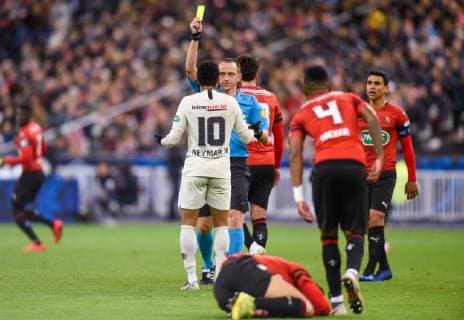 Carton jaune pour Neymar Jr ( PSG ) - Rudy Buquet ( arbitre ) FOOTBALL : Stade Rennais vs Paris Saint Germain - Finale Coupe de France - 27 04 2019 FedericoPestellini Panoramic 