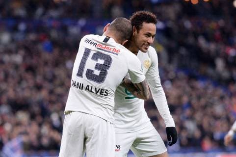 JOIE - 13 DANI ALVES (PSG) - 10 NEYMAR JR (PSG) FOOTBALL : Rennes vs Paris SG - Coupe de France - Finale - 27 04 2019 FEP Panoramic 