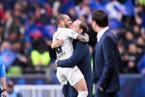 JOIE - 13 DANI ALVES (PSG) - THOMAS TUCHEL (ENTRAINEUR PSG) FOOTBALL : Rennes vs Paris SG - Coupe de France - Finale - 27 04 2019 FEP Panoramic 