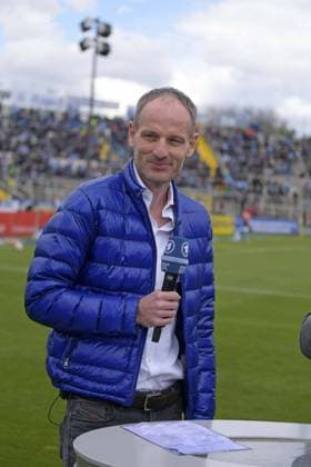 27.04.2019, Fussball 3. Liga 2018 2019, 35. Spieltag, TSV 1860 München - Karlsruher SC, im Stadion an der Grünwalderstrasse München, Ex-Löwenspieler Markus Schroth am ARD-Mikrofon.