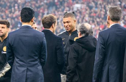 Emmanuel Macron ( president de la Republique ) - Kylian Mbappe ( PSG ) FOOTBALL : Stade Rennais vs Paris Saint Germain - Finale Coupe de France - 27 04 2019 FedericoPestellini Panoramic 