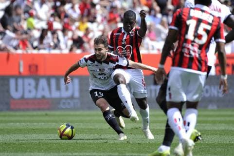 Mehdi Merghem (EA Guingamp) - Malang Sarr (OGC Nice) FOOTBALL : OGC Nice vs EA Guingamp - Ligue 1 conforama - Nice - 28 04 2019 NorbertScanella Panoramic 