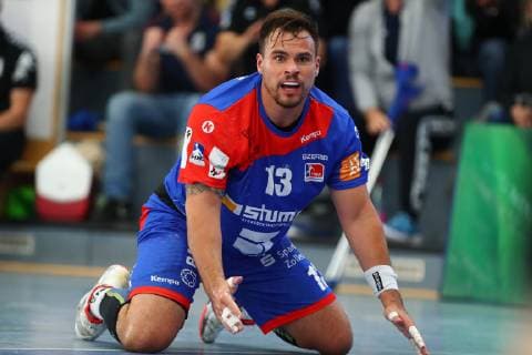 Benjamin Meschke (Balingen) kniet entsetzt auf dem Spielfeld TV Huettenberg vs HBW Balingen-Weilstetten, Handball, 2. Bundesliga, 28.04.2019 TV Huettenberg vs HBW Balingen-Weilstetten, Handball, 2. Bundesliga, 28.04.2019 Huettenberg Copyright: xWeissx Eibner-Pressefotox EP_rws