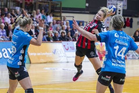 Handball-Bundesliga TSV Bayer 04 Leverkusen vs. Buxtehuder SV 24:25 Impressionen vom Handball-Bundesliga TSV Bayer 04 Leverkusen vs. Buxtehuder SV 24:25 am 28. 4. 2019 in Leverkusen, Ostermann-Arena, Deutschland