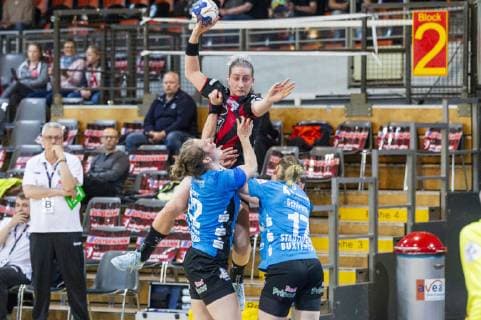 Handball-Bundesliga TSV Bayer 04 Leverkusen vs. Buxtehuder SV 24:25 Impressionen vom Handball-Bundesliga TSV Bayer 04 Leverkusen vs. Buxtehuder SV 24:25 am 28. 4. 2019 in Leverkusen, Ostermann-Arena, Deutschland