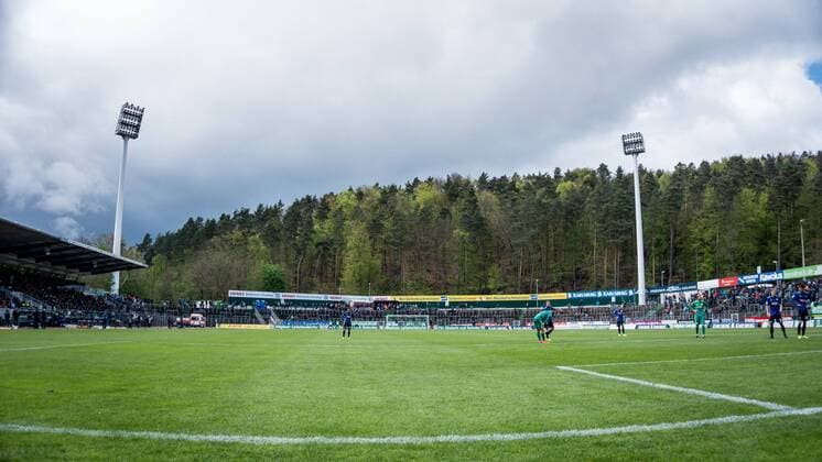 Fußball, Stadiongeschichte FC 08 Homburg FC Homburg Saar - SV Waldhof Mannheim Das Waldstadion in der Partie FC Homburg gegen SV Waldhof Mannheim beim Spiel in der Regionalliga Suedwest, FC Homburg Saar - SV Waldhof Mannheim. Homburg. 28.04.19 Fussball 31. Spieltag , Deutschland