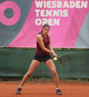 Tennis - WTO WIESBADEN TENNIS OPEN - 29.04.2019, Julie Gervais (FRA) gewinnt gegen Mina Hodzic (Foto GER) und qualifiziert sich fuer das Hauptfeld, - Frank Heinen rscp-photo.net