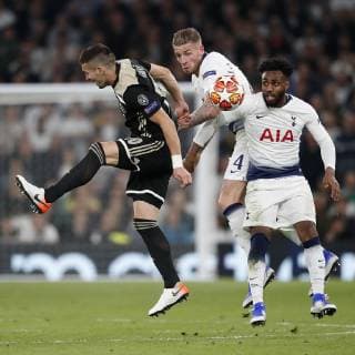 LONDON Football, 30-04-2019, season 2018 2019 , Tottenham Stadium . Semi final Champions League first leg. Ajax player Dusan Tadic, Tottenham Hotspur player Toby Alderweireld and Tottenham Hotspur player Danny Rose during the game Tottenham Hotspur - Ajax Tottenham Hotspur - Ajax  x3292531x