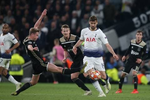 Tottenham Hotspur v Ajax Amsterdam UEFA Champions League Fernando Llorente of Tottenham Hotspur in action during the UEFA Champions League Semi-final match at Tottenham Hotspur Stadium, London Content Not Available For UK Newspapers Copyright: xPaulxChestertonx FIL-13184-0100