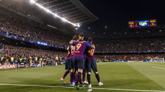 Barcelona, Spain, 01.05.2019, UEFA Champions League - 2018 19 Season, Halblfinale, 2. Runde, FC Barcelona Barca - FC Liverpool, Luis Suarez (Barcelona) celebrates after scoring his team s first goal with team mates ( DeFodi523