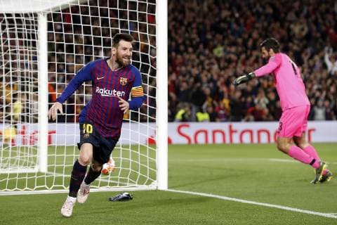 (l-r) Lionel Messi of FC Barcelona Barca Liverpool FC goalkeeper Alisson Becker during the UEFA Champions League semi final match between FC Barcelona and Liverpool FC at Camp Nou on May 01, 2019 in Barcelona, Spain UEFA Champions League 2018 2019 xVIxVIxImagesx xMauricexvanxSteenxIVx 14343145