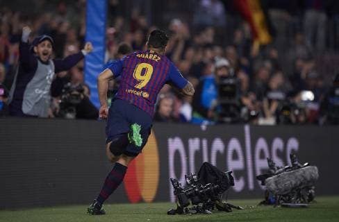 Soccer: UEFA Champions League 2018 19 : Luis Suarez of Barcelona celebrates after scoring the first goal during the UEFA Champions League Match between FC Barcelona Barca vs Liverpool FC at Camp Nou Stadium in Barcelona, Spain, May 1, 2019. Noxthirdxpartyxsales  (102311671)
