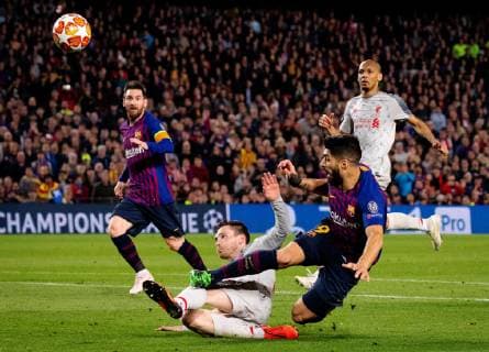 (190502) -- BARCELONA, May 2, 2019 -- FC Barcelona Barca s Luis Suarez (R front) vies with Liverpool s Andrew Robertson during the UEFA Champions League semifinal first leg soccer match between FC Barcelona and Liverpool in Barcelona, Spain, on May 1, 2019. Barcelona won 3-0. ) (SP)SPAIN-BARCELONA-SOCCER-UEFA CHAMPIONS LEAGUE-BARCELONA VS LIVERPOOL JoanxGosa 