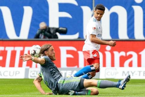 04.05.2019, xtgx, Fussball 2. Bundesliga, Hamburger SV - FC Ingolstadt 04 emspor, v.l. bjoern paulsen(Ingolstadt, 4), Douglas Santos (Hamburger SV, 6) Zweikampf, Duell, Kampf, tackle hand handspiel (DFL DFB REGULATIONS PROHIBIT ANY USE OF PHOTOGRAPHS as IMAGE SEQUENCES and or QUASI-VIDEO) Hamburg *** 04 05 2019 xtgx Football 2 Bundesliga Hamburger SV FC Ingolstadt 04 emspor v l bjoern paulsen Ingolstadt 4 Douglas Santos Hamburger SV 6 Duel Combat tackle hand hands match DFL DFB REGULATIONS PROHIBIT ANY USE OF PHOTOGRAPHS as IMAGE SEQUENCES and or QUASI VIDEO Hamburg