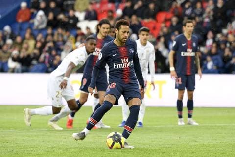 10 NEYMAR JR (PSG) - PENALTY - BUT FOOTBALL : Paris SG vs Nice - Ligue 1 Conforama - 04 05 2019 FEP Panoramic 