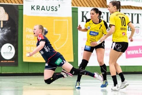 Aylin Bok (SG H2Ku Herrenberg Kuties 08), Kamila Szczecina (HC Roedertal 07), Thilde Boesen (HC Roedertal 10), SG H2Ku Herrenberg Kuties vs. HC Roedertal, Handball, 2.Bundesliga, Frauen, HBF, Saison 18 19, 04.05.2019, SG H2Ku Herrenberg Kuties vs. HC Roedertal, Handball, 2.Bundesliga, Frauen, HBF, Saison 18 19, 04.05.2019 Herrenberg Copyright: xEIBNER WolfgangxFrankx EP_WFK